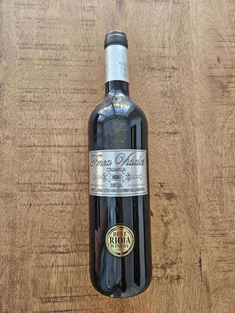 FINCA VIDALES RIOJA CRIANZA 750ML
